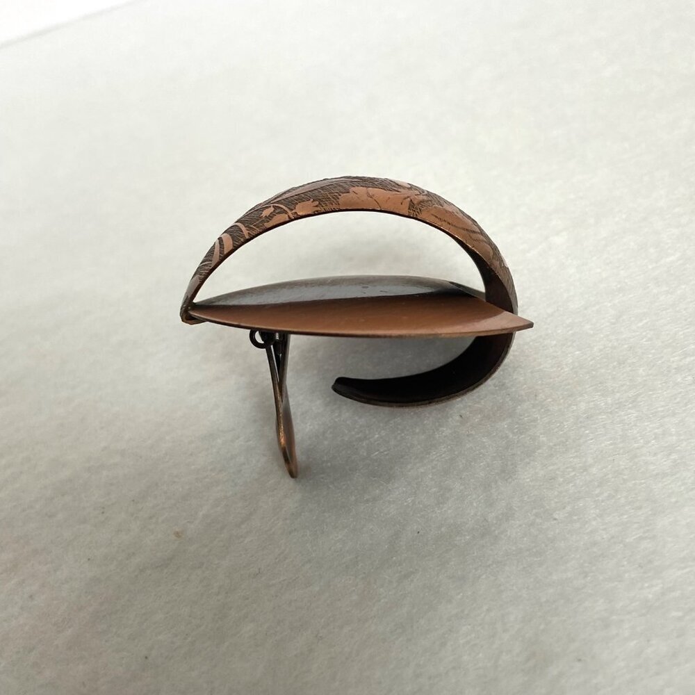 VTG Large Copper Modernist Floral Etched Geometric Bold Clip On Earrings - Picture 8 of 16